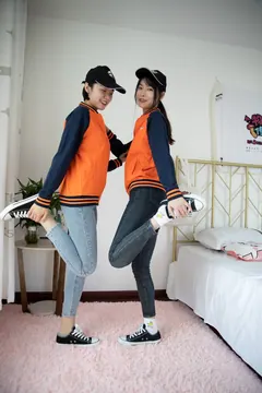 勿恋传媒 NO.710 猫耳&小飞-午后晴朗[225P/1V/4.74GB] - 1