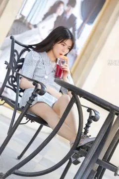 [SiHua思话]SJ022 筱蝶 楼梯道的学苑女神 [46P/103MB] - 1