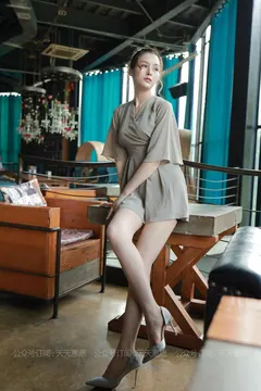 [IESS异思趣向] 耽丝 九妹细腻如凝脂的美腿 [83P/100M] - 4