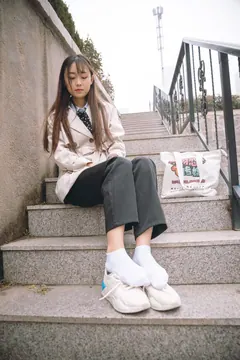 勿恋传媒 NO.730 喵喵-春雨潇潇[146P+1V/3.31GB] - 1