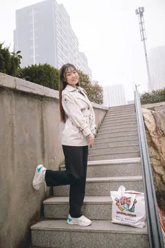 勿恋传媒 NO.730 喵喵-春雨潇潇[146P+1V/3.31GB] - 2