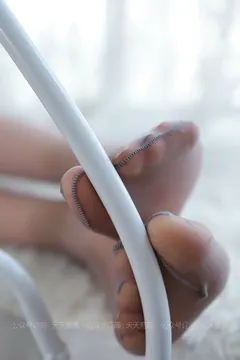 [IESS异思趣向] 耽丝 210621 西瓜的迷人黑丝旗袍 [88P/116M] - 1