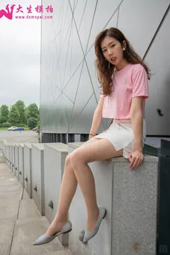 大生模拍 NO.232 伊柯 曼妙丝腿 [68P/1V/969MB] - 3