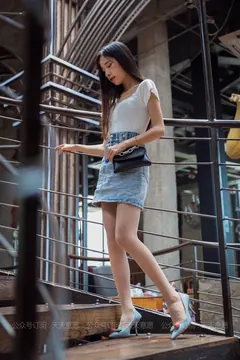 [IESS异思趣向] 2021.04.29 丝享家792：美子《玩滑滑梯》[91P/130MB] - 2