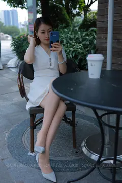 [IESS异思趣向] 2021.05.25 丝享家 814：小婕《肉丝白裙俏佳人》[79P/127MB] - 3