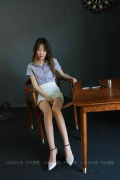 [IESS异思趣向] 2021.06.11 丝享家 829：怡怡《长腿实习生》[89P/121MB] - 3
