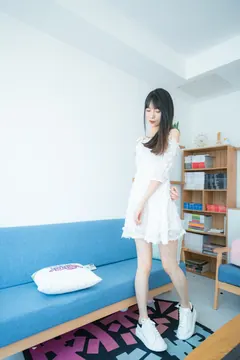 勿恋传媒 NO.827 猫耳-白色恋爱花[140P/1V/4.81GB] - 2