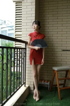 [IESS异思趣向] 耽丝 1015 新人团团 爱笑女孩 [81P/122MB] - 1