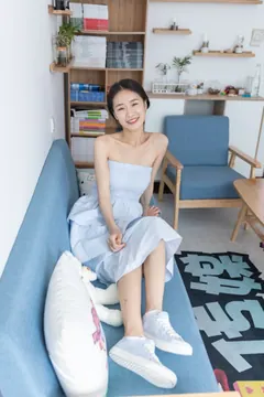 勿恋传媒 NO.842 菜菜-真水无香[143P/1V/3.05GB] - 1