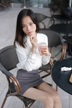 [IESS异思趣向] 2021.07.08 丝享家855：小六《白色OL装》[90P/141MB] - 4