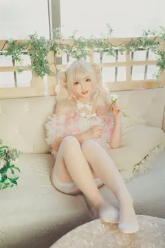 神楽坂真冬 – 柔らかい永远 [150P/2V/930MB] - 2