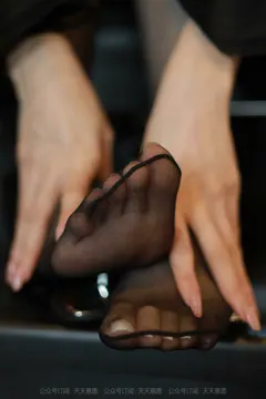 [IESS异思趣向] 耽丝 1018 女神降临 佳爷特辑 [82P/70MB] - 4