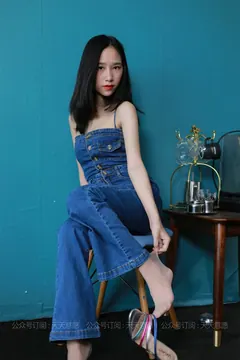 [IESS异思趣向] 2021.08.04 丝享家879：美子《美背库里丝》 [99P/180MB] - 1