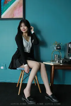[IESS异思趣向] 2021.08.30 丝享家904：小七《可爱学苑风》 [90P/119MB] - 3