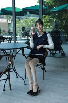 [IESS异思趣向] 耽丝 211110 团团的纯玉学苑装 [94P/94MB] - 2
