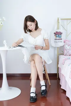 勿恋传媒 NO.925 秋秋- 白之精灵[162P/1V/4.57GB] - 2