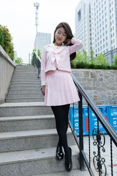 勿恋传媒 NO.936 雅梦-风里的花香[136P/1V/1.88GB] - 2