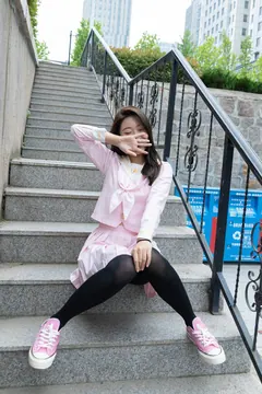 勿恋传媒 NO.936 雅梦-风里的花香[136P/1V/1.88GB] - 3
