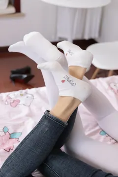 勿恋传媒 NO.945期 菜菜&小敏-森林里的花[145P/1V/5.07GB] - 1