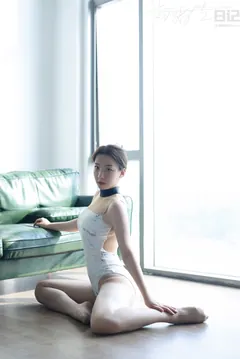 [GALLI嘉丽]舞蹈生日记 068 – 子琪解解 [53P/344MB] - 3