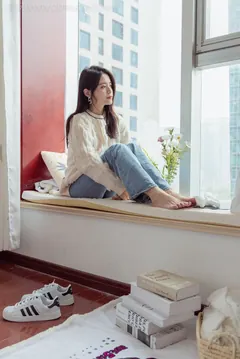 勿恋传媒 NO.972 然然-花的声音[139P/1V/4.38GB] - 3