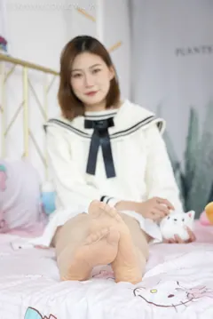 勿恋传媒 NO.973 秋秋-秋天的雨[134P/1V/4.29GB] - 2