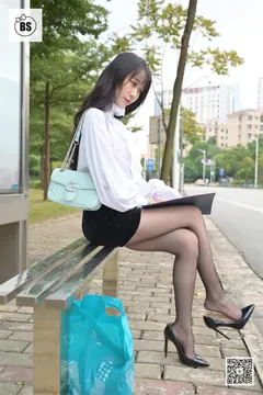 [我丝你想]MX006 美西 公交车站奇遇记1 [67P/84MB] - 1