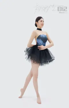 [GALLI嘉丽]舞蹈生日记 085 – 咚咚 [33P/60MB]