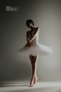 [GALLI嘉丽]舞蹈生日记 088 – 快乐舞步 余羽 [40P/325MB] - 4