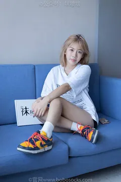 [BoBoSocks袜啵啵]NO.009 果冻-耐克板鞋、白棉袜、裸足 [130P/1V/5.85GB] - 4