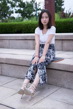 [BoBoSocks袜啵啵]NO.014 思思-华伦天奴高跟鞋、肉丝 [140P/1V/6.17GB] - 3