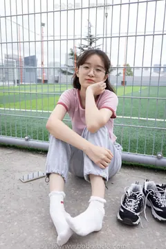 [BoBoSocks袜啵啵]NO.016 熊熊-斯凯奇运动鞋、棉袜（踩脏）、裸足 [147P/1V/4.71GB]