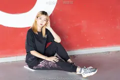 [BoBoSocks袜啵啵]NO.018 木木-运动鞋、白棉袜、裸足 [136P/1V/3.94GB] - 4