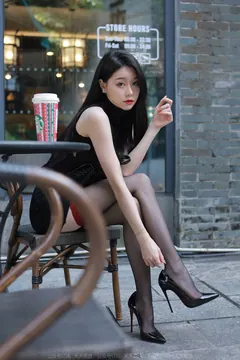 [IESS异思趣向] 耽丝 220208 佳爷特辑 [84P/105MB] - 2