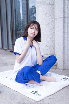 [BoBoSocks袜啵啵]NO.022 小甜豆-校服、贝壳头、白棉袜、肉丝 [140P/1V/6.34GB] - 2