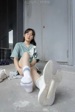 [BoBoSocks袜啵啵]NO.025 熊熊-安踏运动鞋、白色棉袜（踩脏）、裸足 [146P/1V/5.23GB] - 3