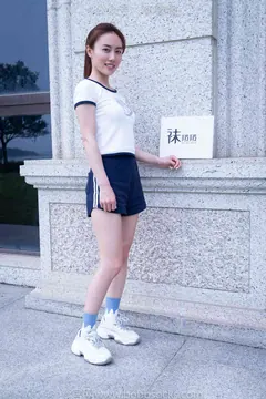 [BoBoSocks袜啵啵]NO.028 小米-运动鞋、白棉袜、裸足 [133P/1V/6.50GB] - 2