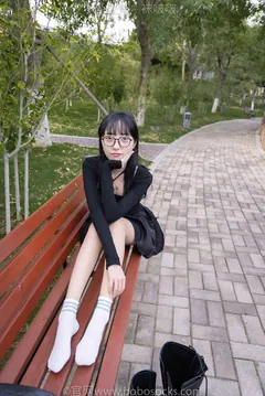 [BoBoSocks袜啵啵]NO.040 稚予-长靴、白棉袜、肉丝 [137P/1V/4.81GB]