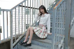 [IESS异思趣向] 耽丝 220219jk美眉团团 [84P/94MB] - 4