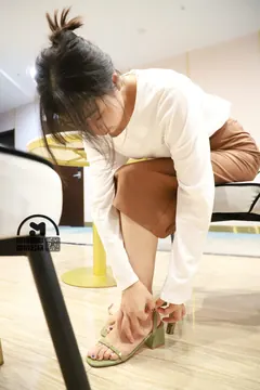 [誉铭传媒]袜足摄影 2021年 NO.021 [85P/1V/945MB] - 1