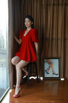 [IESS异思趣向] 2022.02.10 丝享家1001：秋秋《跨年夜姓感红裙》[91P/155MB] - 4