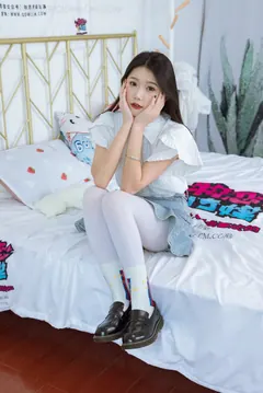 勿恋传媒 NO.1070 小竹-星光散如风[160P/1V/4.74GB] - 1