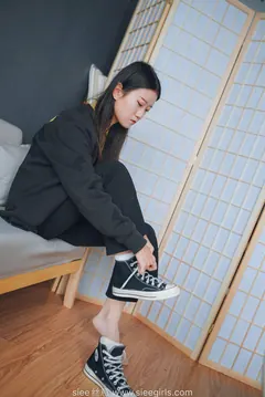 [SIEE丝意] NO.475 新人岚岚～帆布鞋 [91P/159MB] - 2