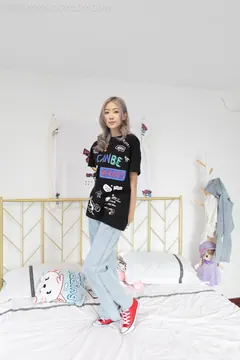 勿恋传媒 NO.1074 小鹿-过往的美好（小鹿最后一期）[125P/2V/4.53GB] - 2