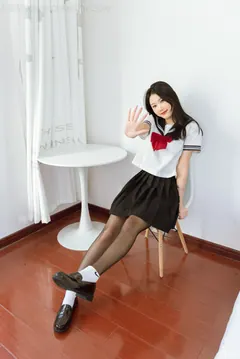 勿恋传媒 NO.1083 小竹-画中的她[160P/1V/5.88GB] - 1