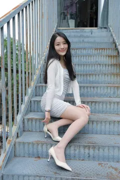 [IESS异思趣向] 耽丝 220501白色恋人婉萍 [86P/103MB] - 2