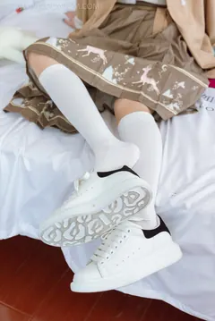 勿恋传媒 NO.1092 小竹-小清新[140P/1V/3.91GB] - 2