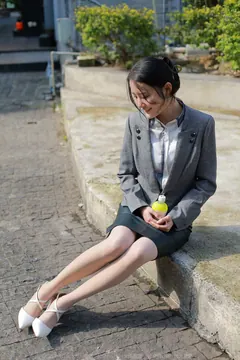 [IESS异思趣向] 2022.04.05 丝享家1050：婉萍《加班日记》[80P/127MB] - 1