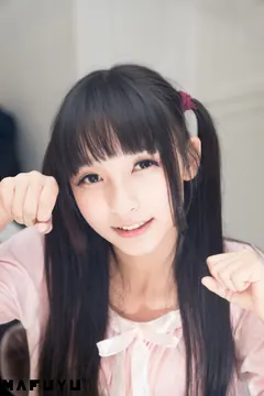 神楽板真冬 – 粉白条纹系列套图视频[106P/1V/1.18GB] - 3