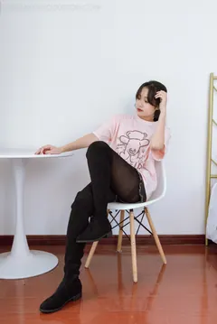勿恋传媒 NO.1115 小敏-冬日得遥望[189P/1V/5.32GB] - 2
